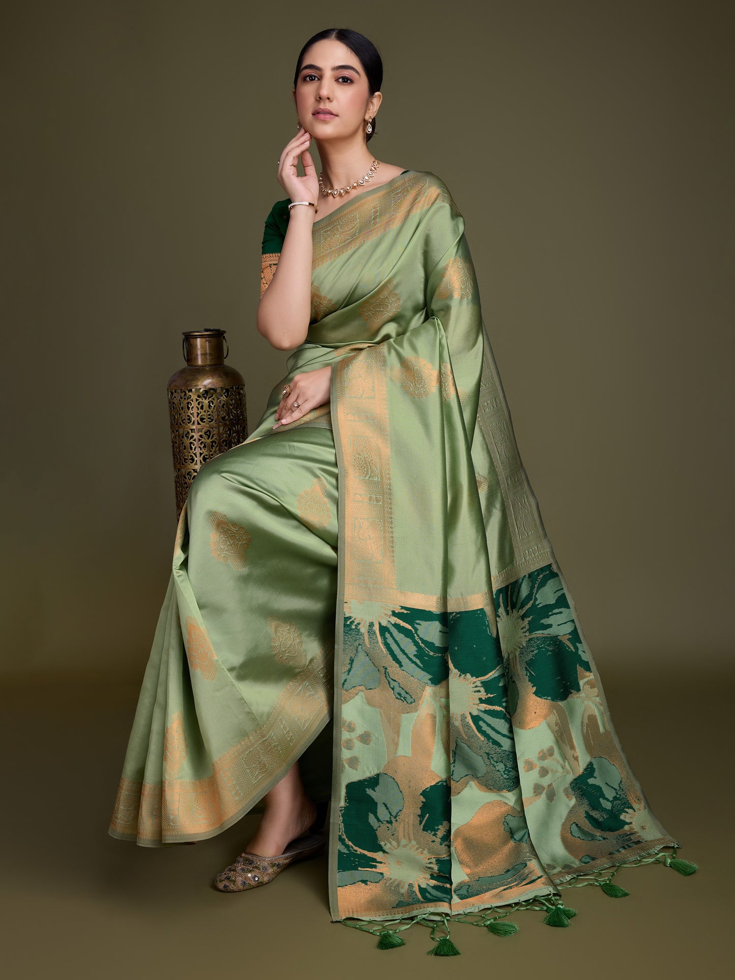 Elegant Green Soft Banarasi Silk Saree with Fancy Digital Woven Pallu