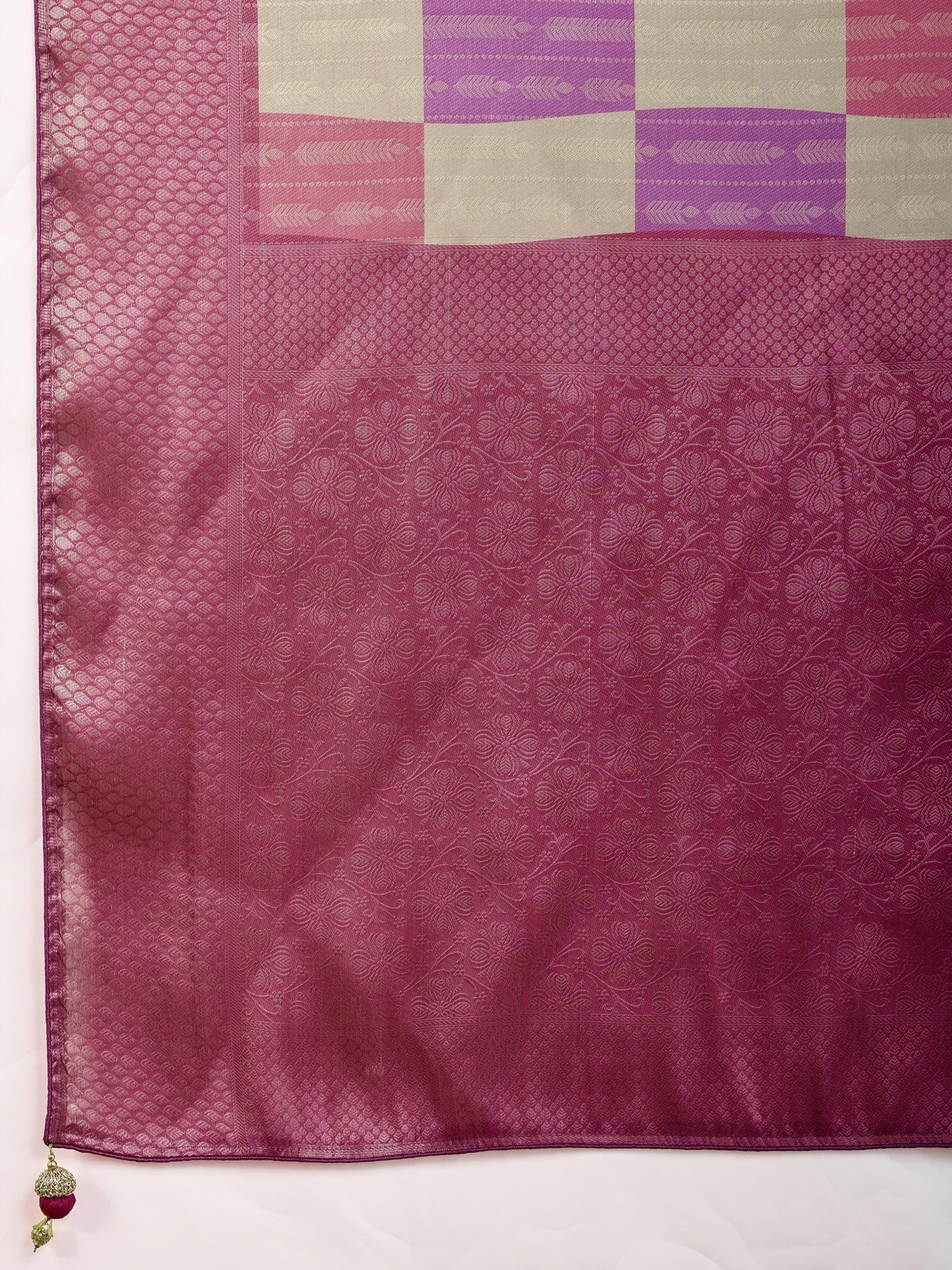 Latest Onion Pink Mysore Brocade Silk Saree