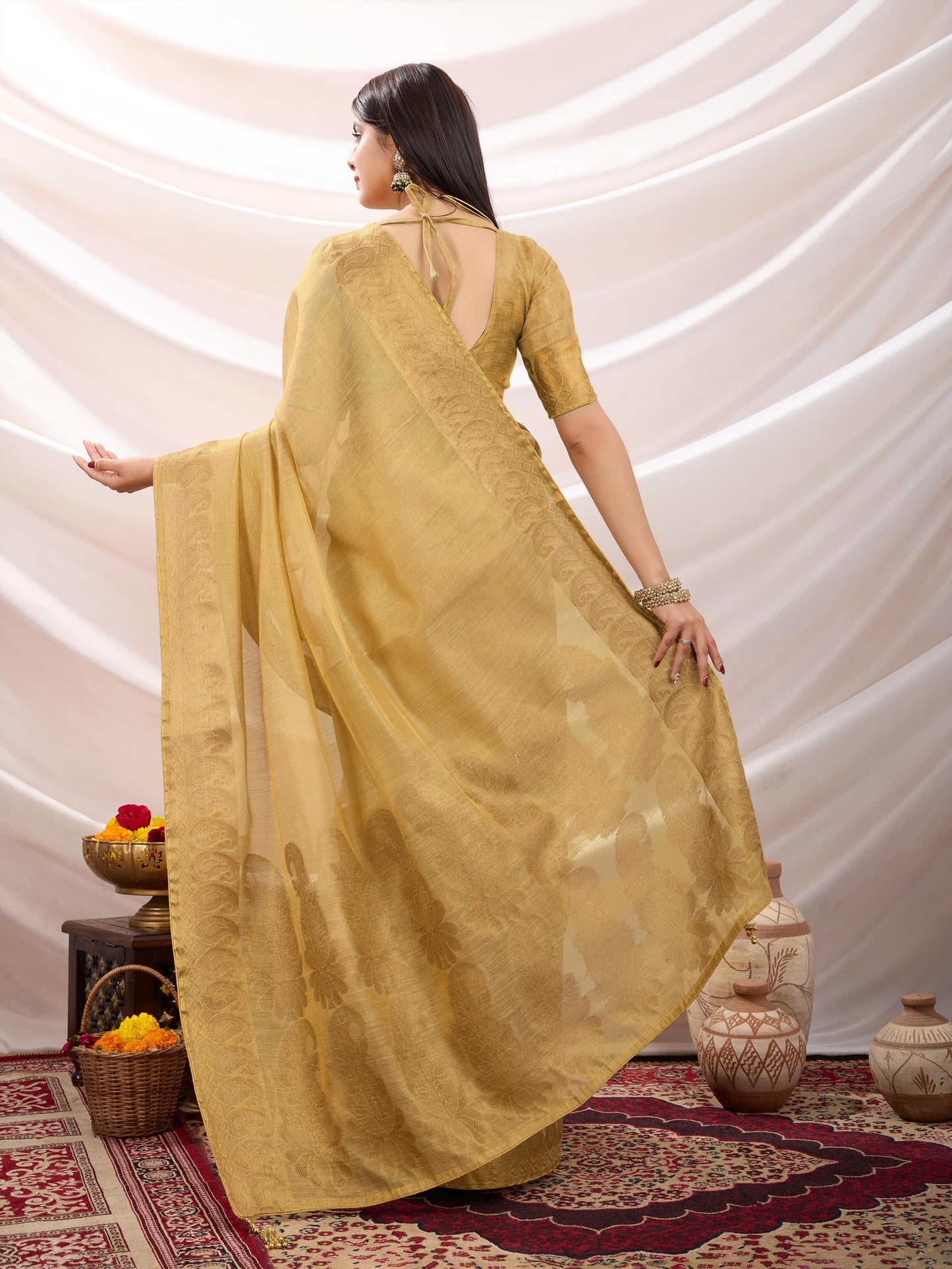 Honey Gold Linen Tissue Saree with Black Thread & Zari Weaving – Designer Blouse & Tassels