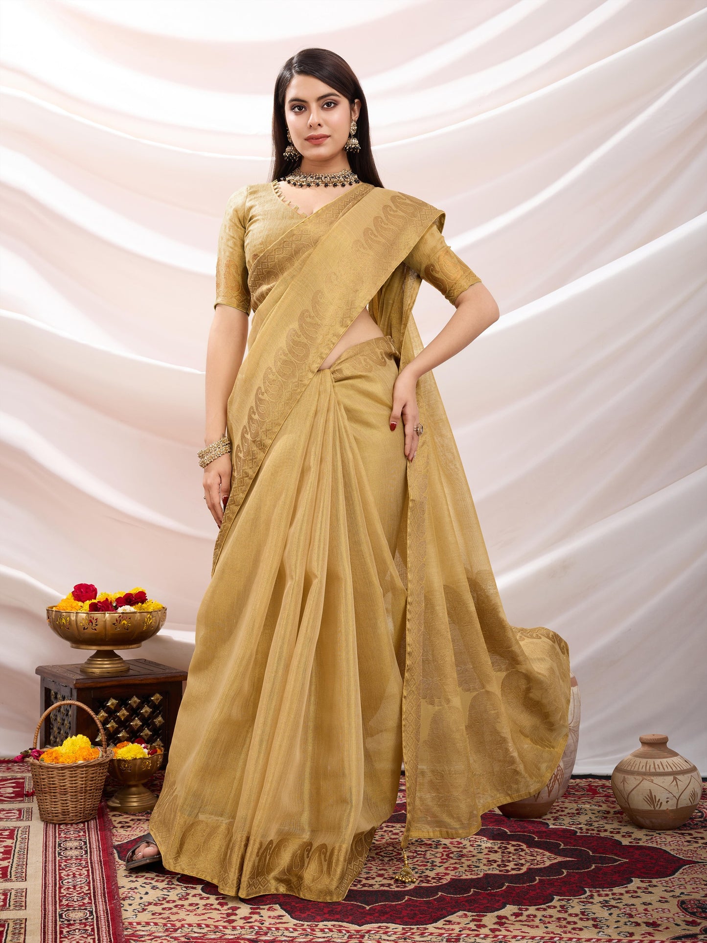 Honey Gold Linen Tissue Saree with Black Thread & Zari Weaving – Designer Blouse & Tassels