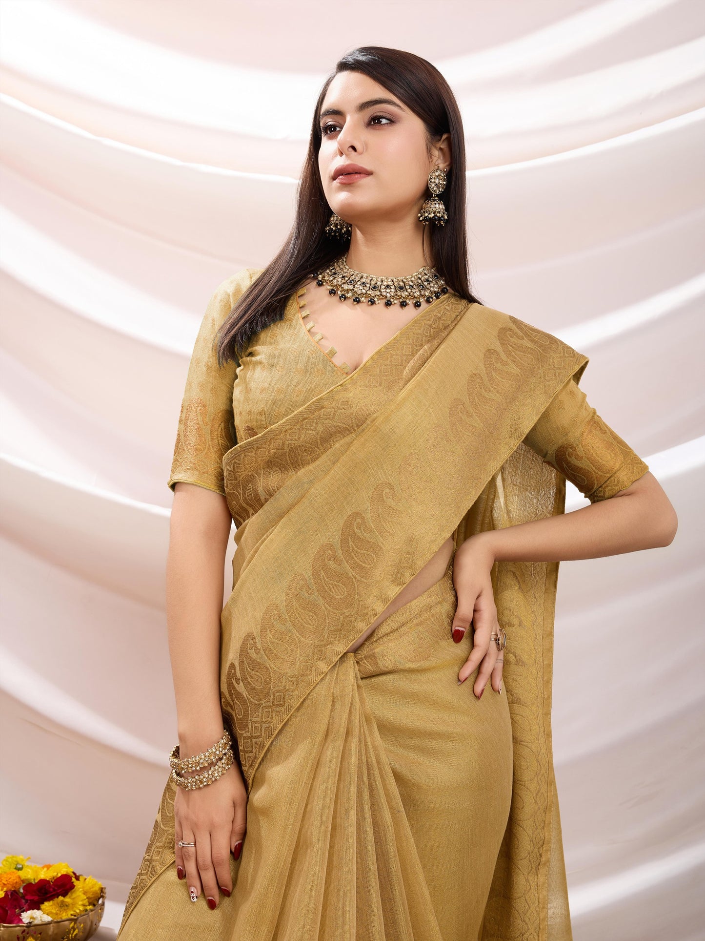 Honey Gold Linen Tissue Saree with Black Thread & Zari Weaving – Designer Blouse & Tassels